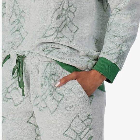 Star Wars The Mandalorian yoda Womens 2-Piece Fleece Jogger Lounge Set X… - Picture 4 of 15